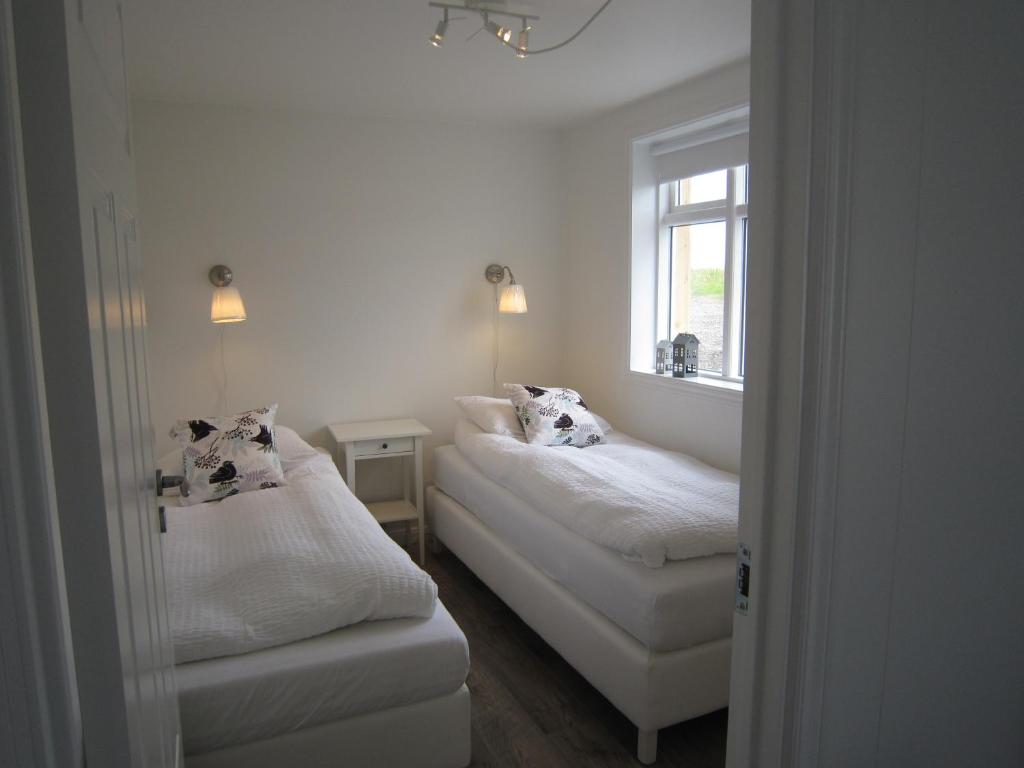 Apartment by the Sea room 6